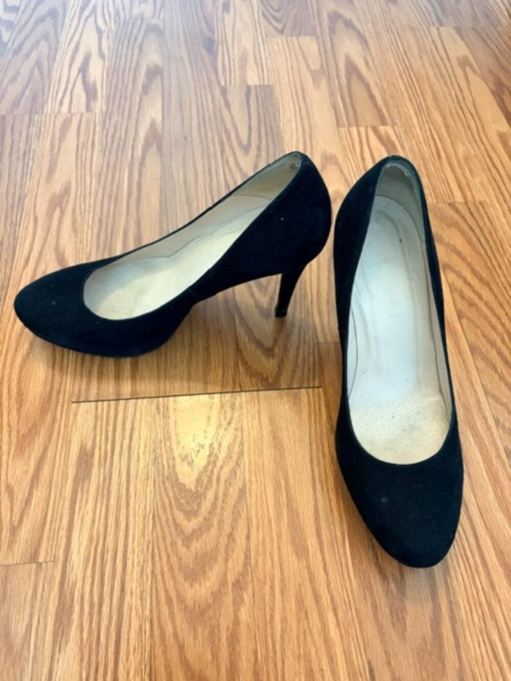 Black Suede Leather Pointed Toe Stiletto Heels – Size 38.5 / US 8 – Made in Spai